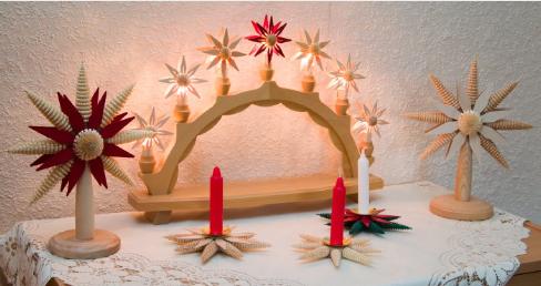 Schwibbogen mit Aufstecksterne und Baumspitzen